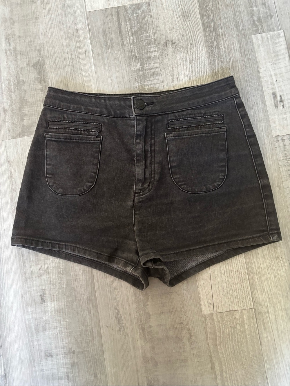 BDG Four-Pocket Pinup Denim Short in Washed Black